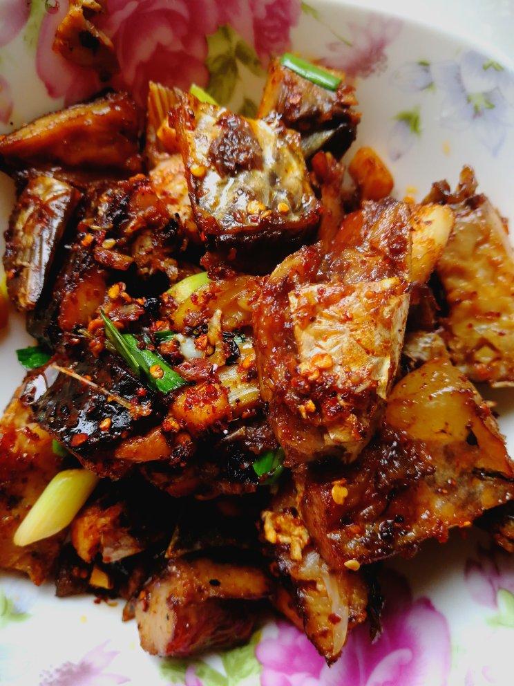 婳儿麻麻做的美味烧腊鱼
