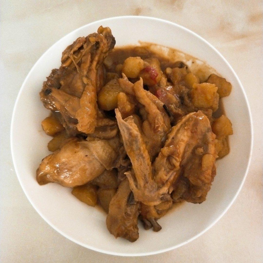 鸡肉炖土豆 简易超香！