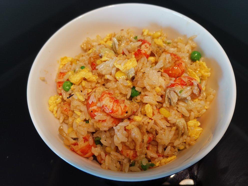 小龙虾炒饭