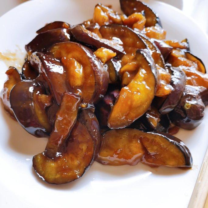 家常菜|红烧茄子