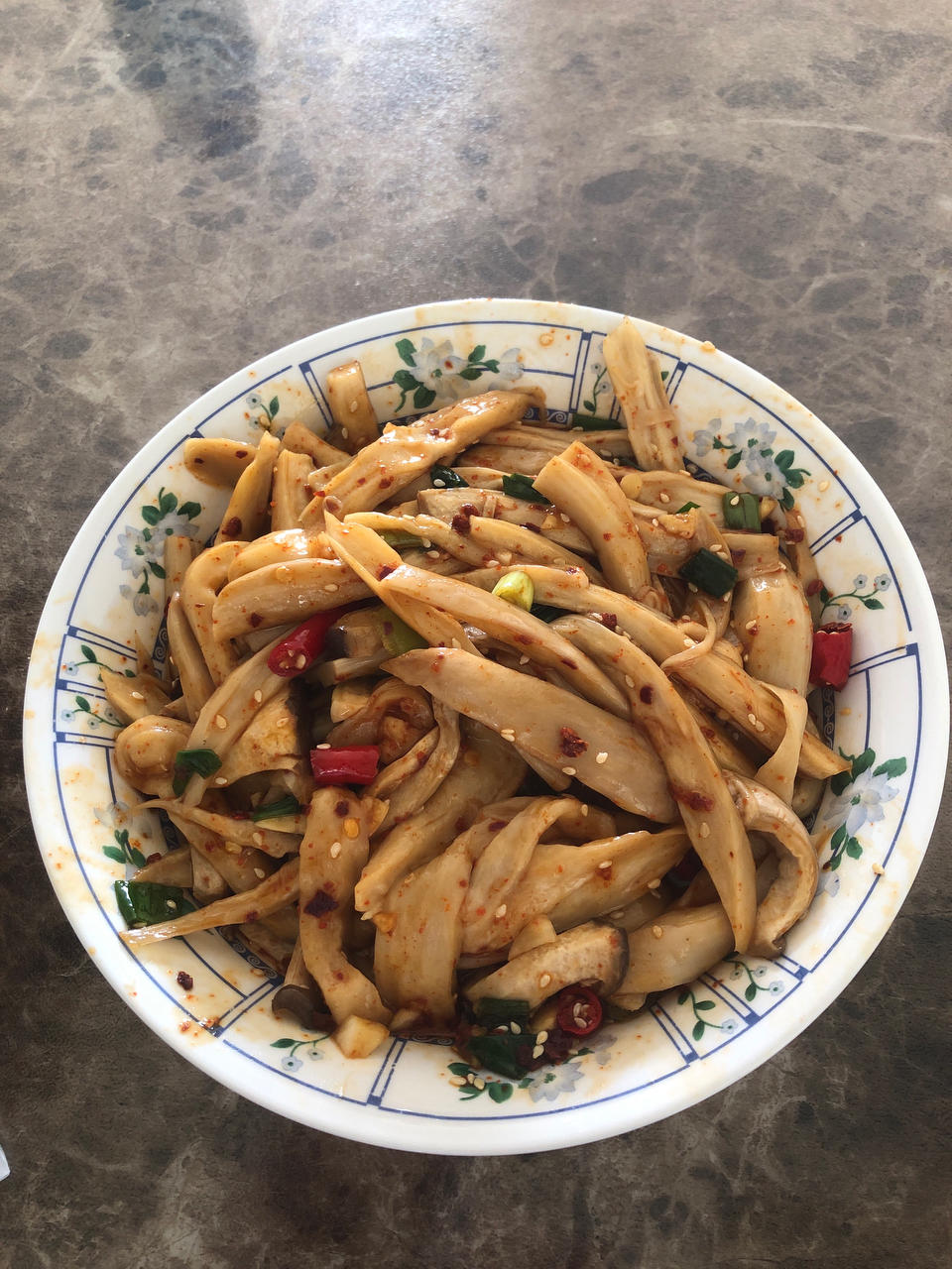 手撕搅拌杏鲍菇