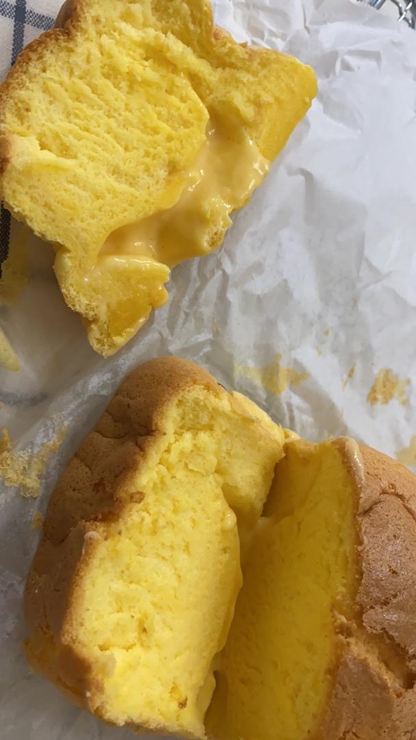 堪比柯基屁股
爆浆芝士🧀古早蛋糕