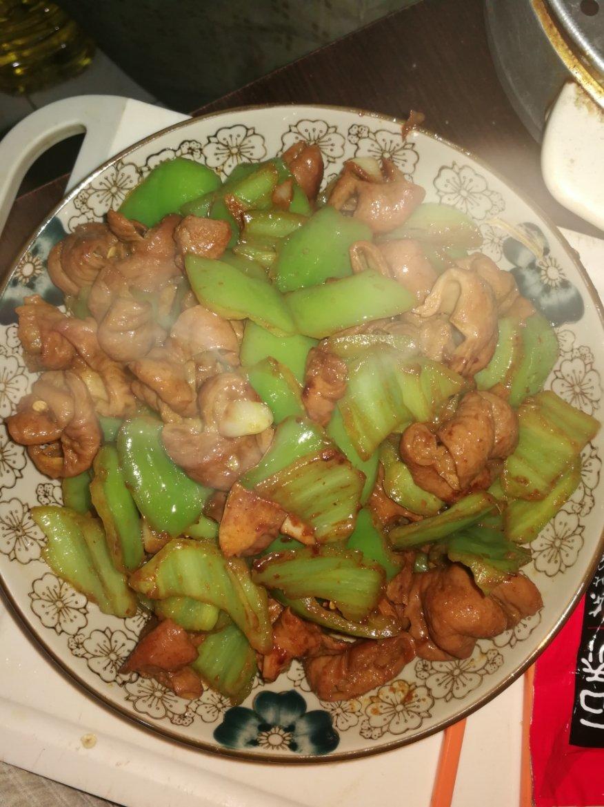 火爆尖椒肥肠