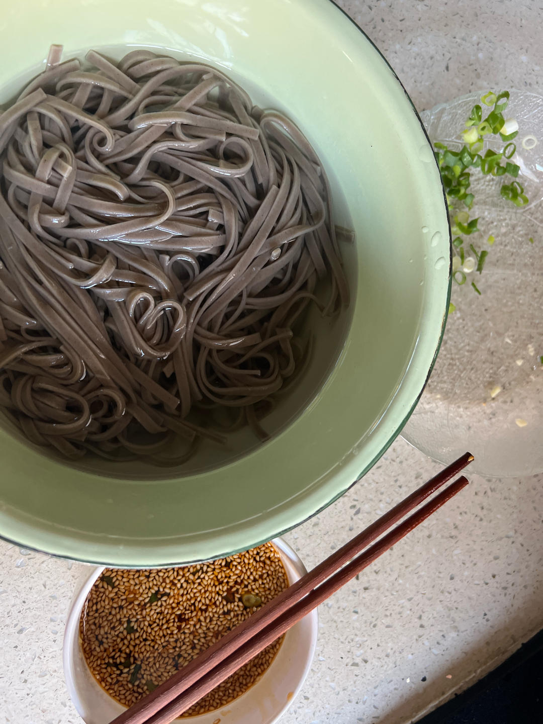 快手减脂餐❗️爆好吃的凉拌鸡丝荞麦面