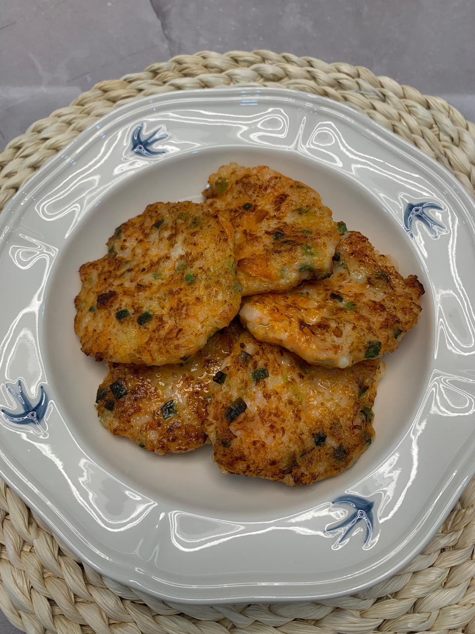 家常菜香煎虾饼