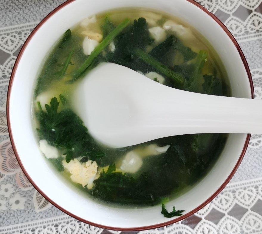 茼蒿豆腐汤