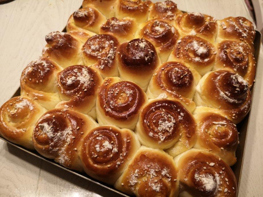 脆底蜂蜜小面包