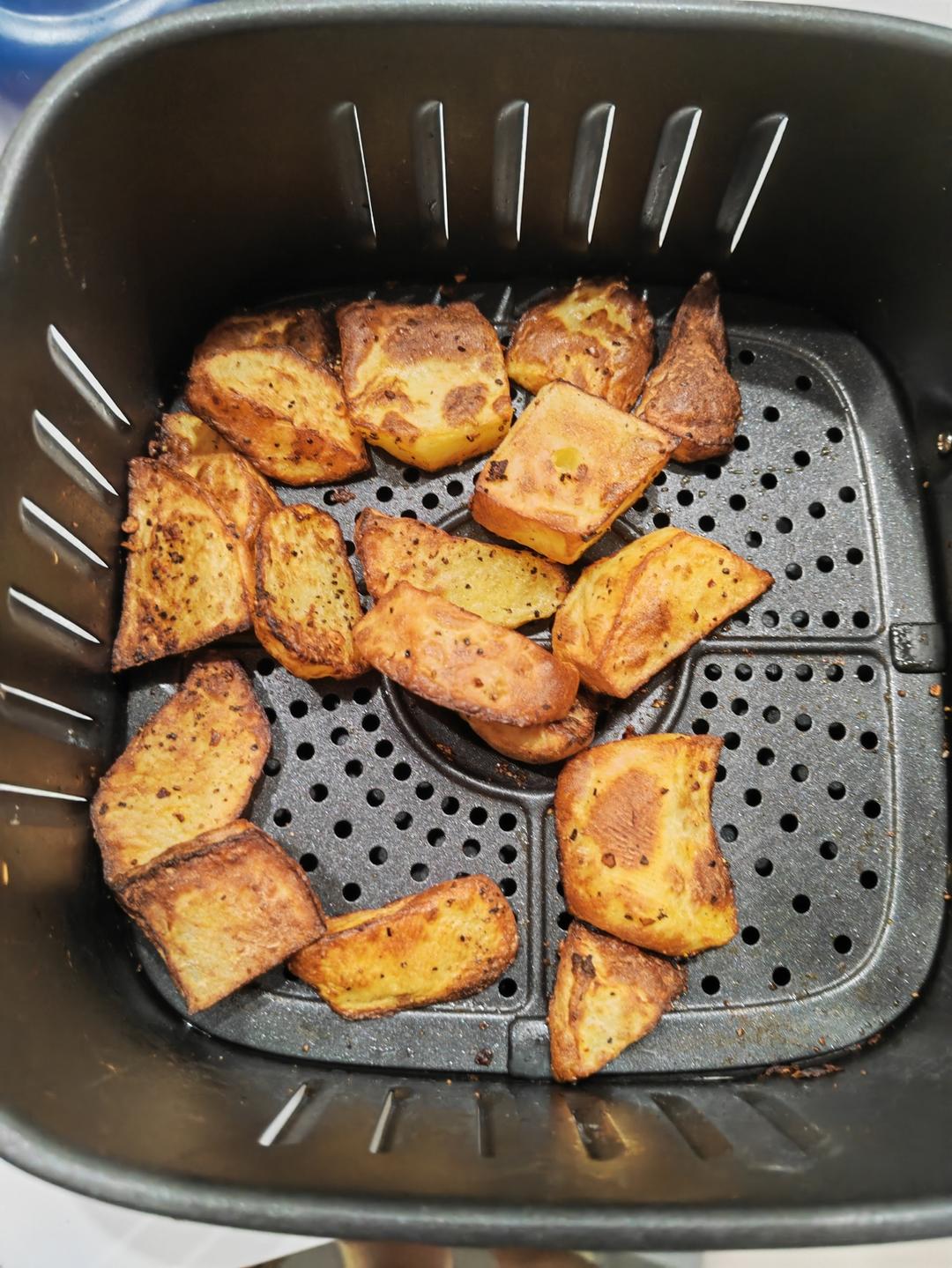 空气炸锅版烤薯角（烤土豆）