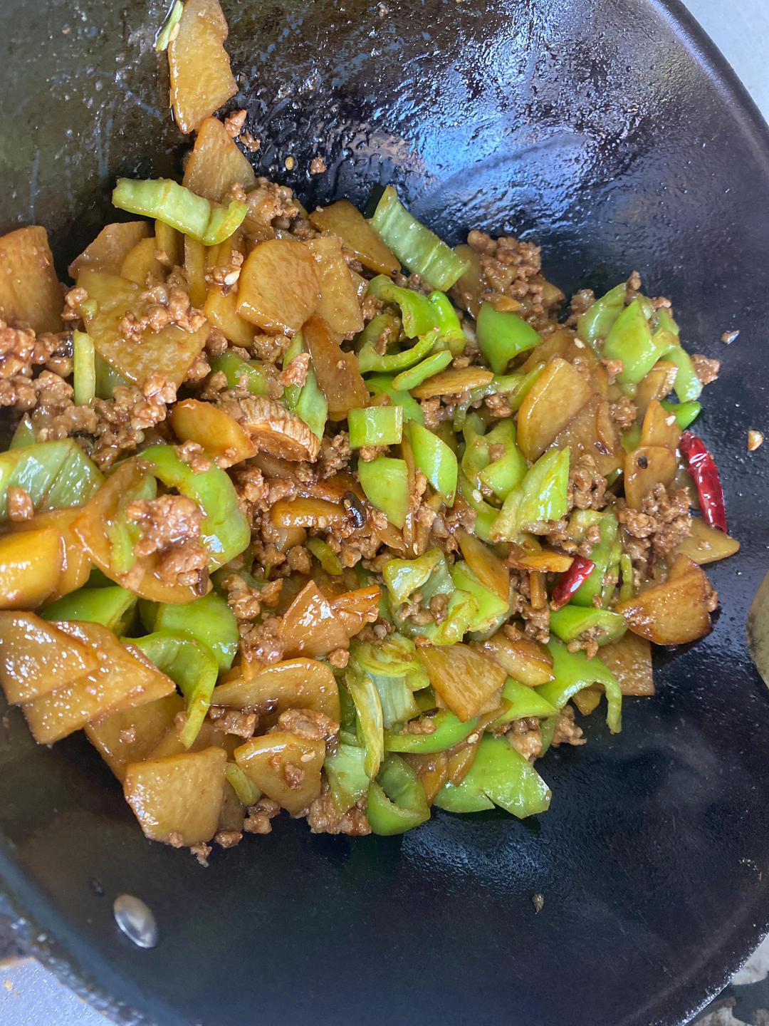 超级下饭的肉沫炒土豆！