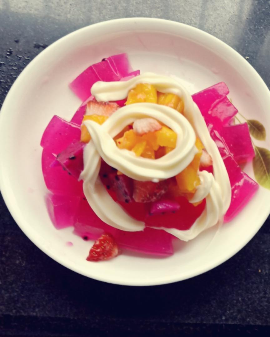 火龙果冰粉粉果冻