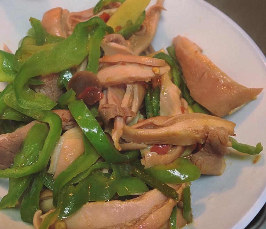 青椒炒牛肚丝