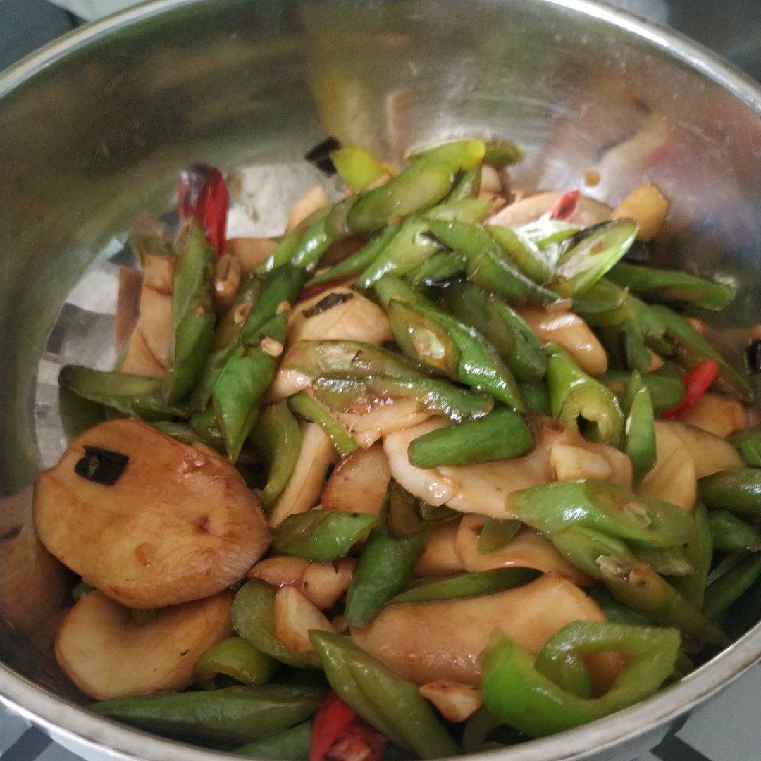 蚝油杏鲍菇炒豆角