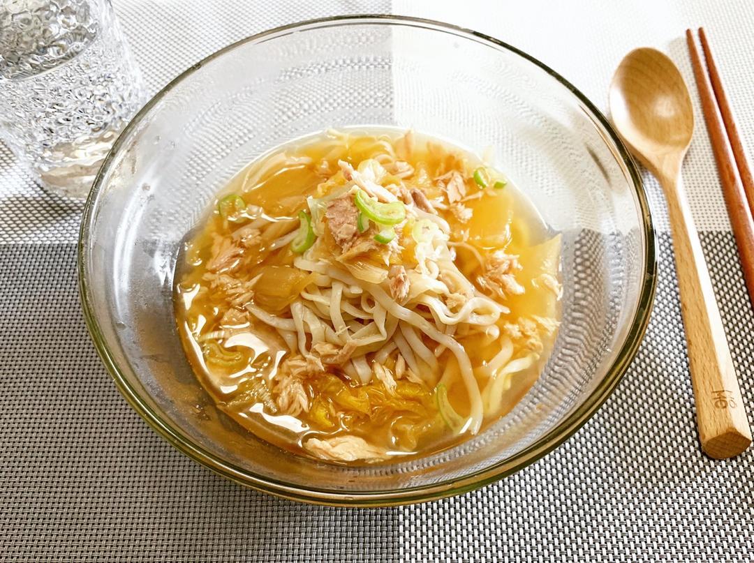 能量低到不用算卡路里还可以吃到饱的味增泡菜汤面（减肥、忌辛辣的同胞看过来！泡菜拉面的完美替代品）
