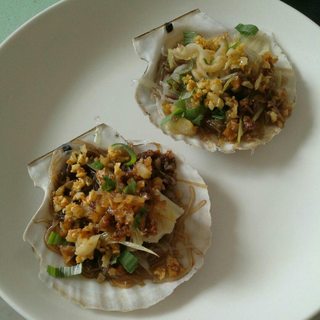 蒜蓉粉丝蒸扇贝