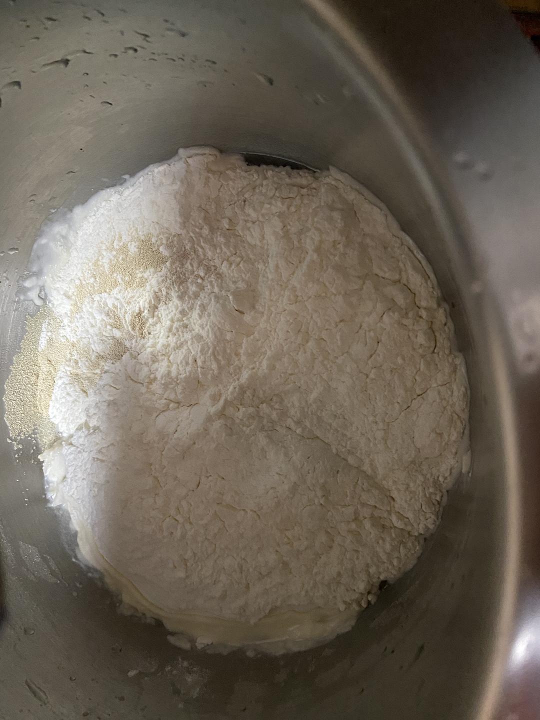 纯奶手撕吐司的做法 步骤1