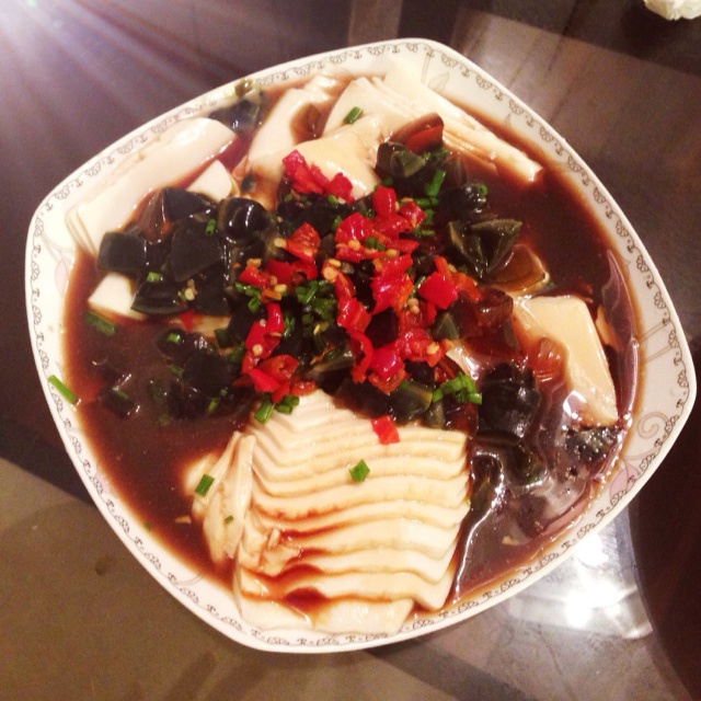 皮蛋豆腐