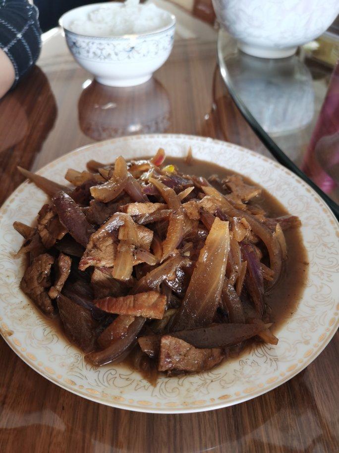 简单的炒菜——洋葱炒肉片