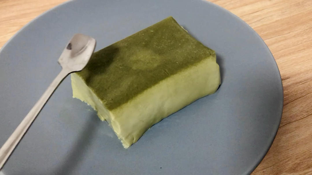 双层抹茶布丁