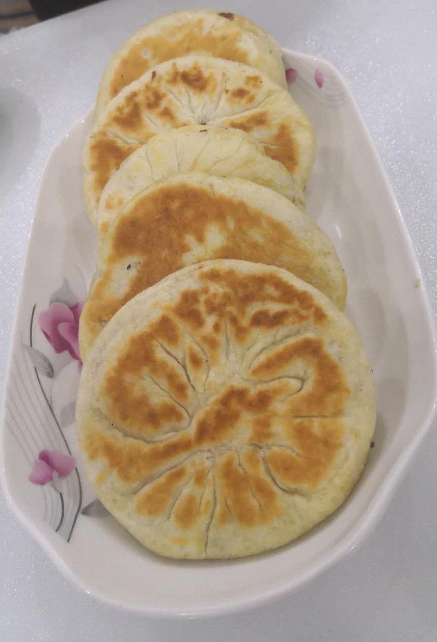 超柔软发面胡萝卜鸡蛋馅饼（凉了也不硬）