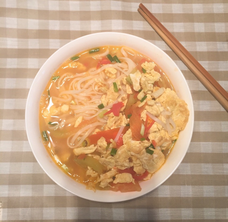 想做一个会烹饪的摄影湿做的超级入味好吃的番茄鸡蛋面