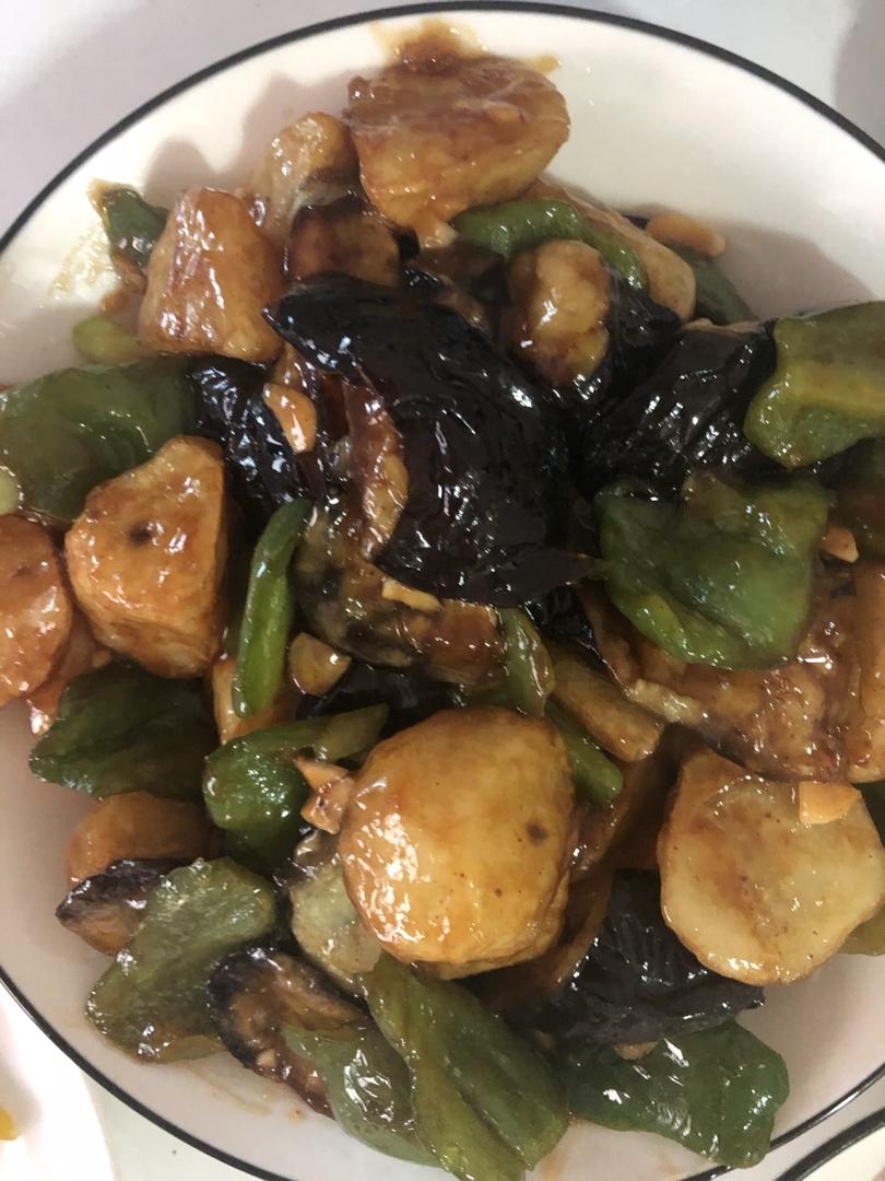 依然各自安好做的家常地三鲜