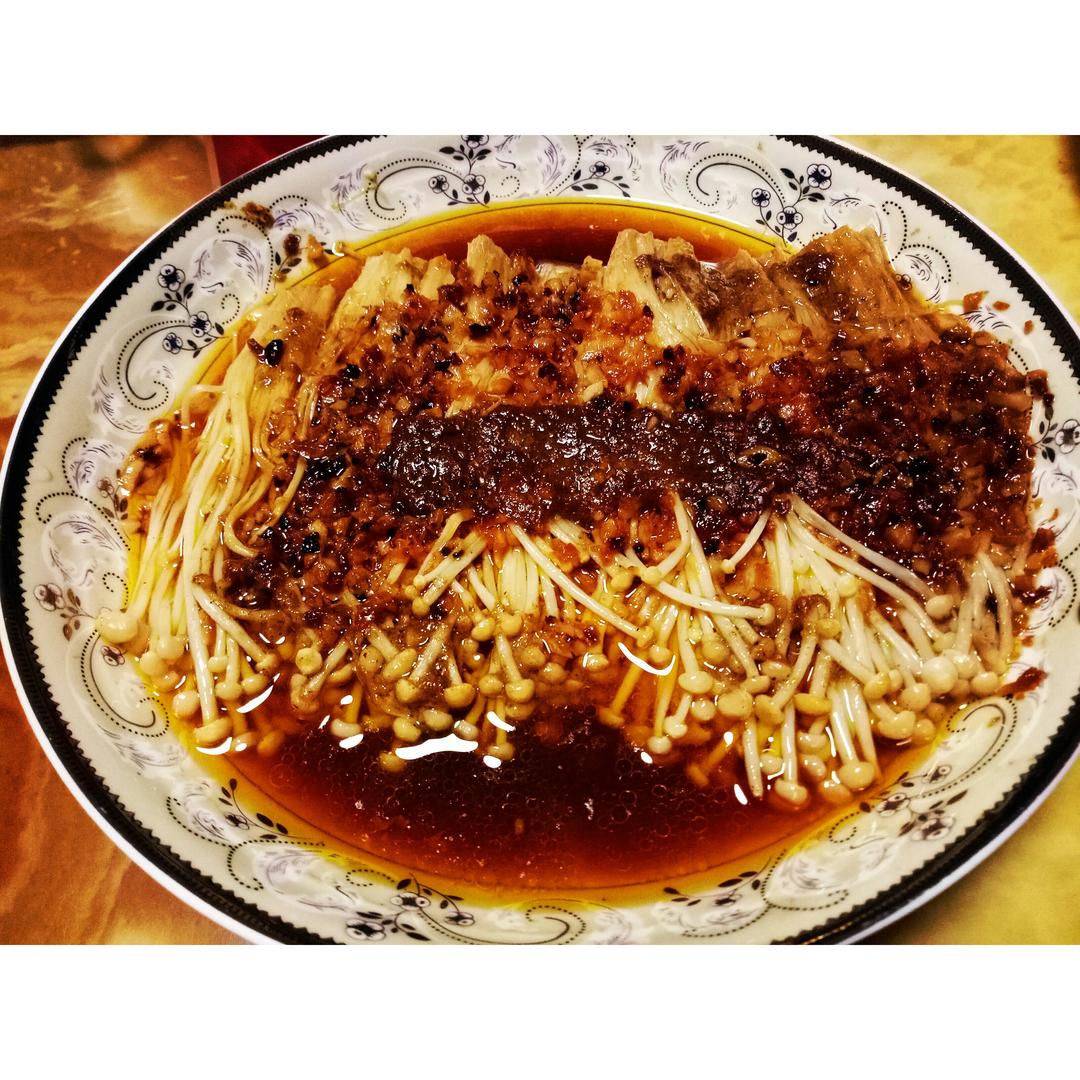 蒜蓉蒸金针菇