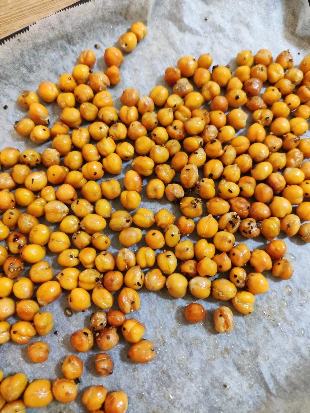 香酥烤鹰嘴豆｜减脂小零食（附快速煮豆方法，空气炸锅版）