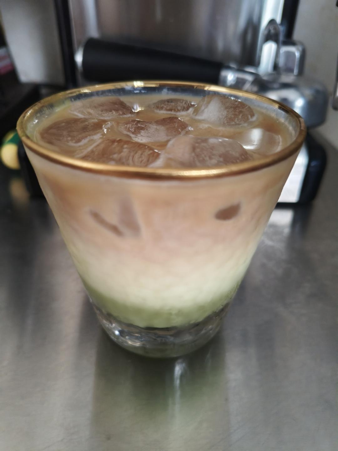 绿豆沙拿铁💚超火的复古特调，出人意料的好喝!