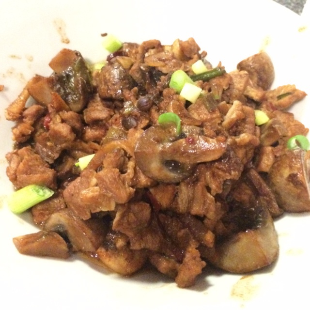 蘑菇炒肉片