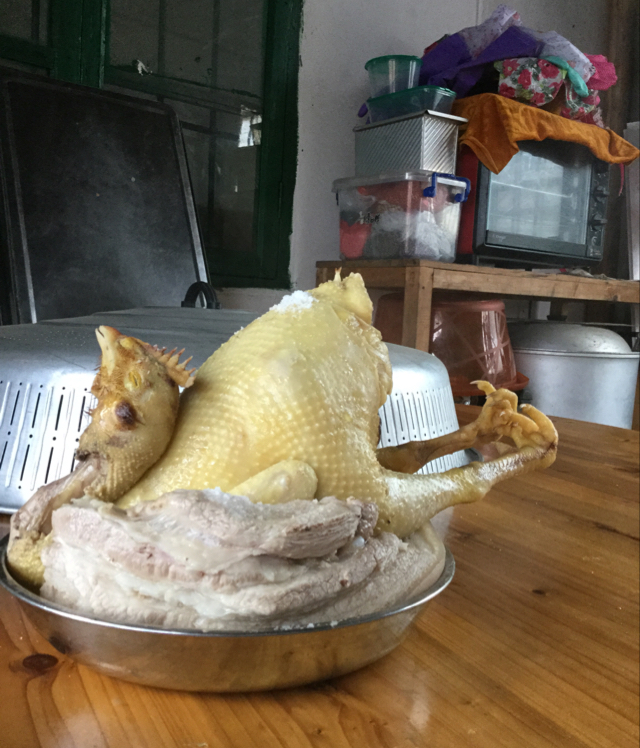 白切鸡（含蘸料做法）