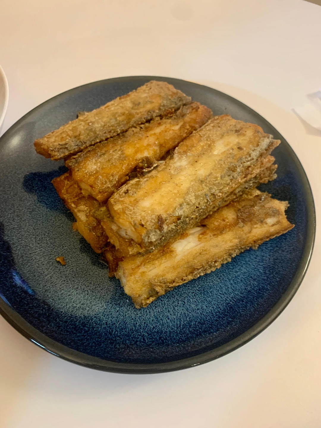 不碎不粘锅的煎刀鱼