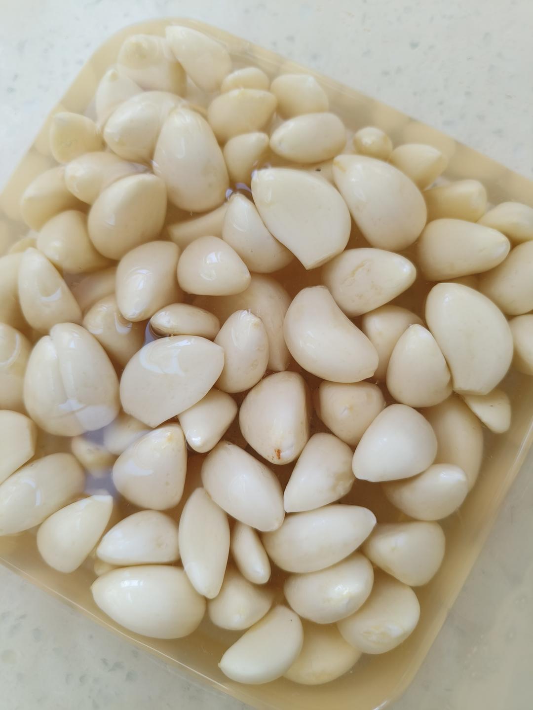 腊八蒜（千万别直接加醋了，冬夏都可）