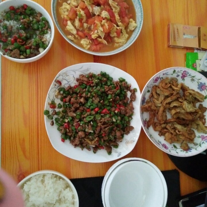 肉沫豆角下饭菜
