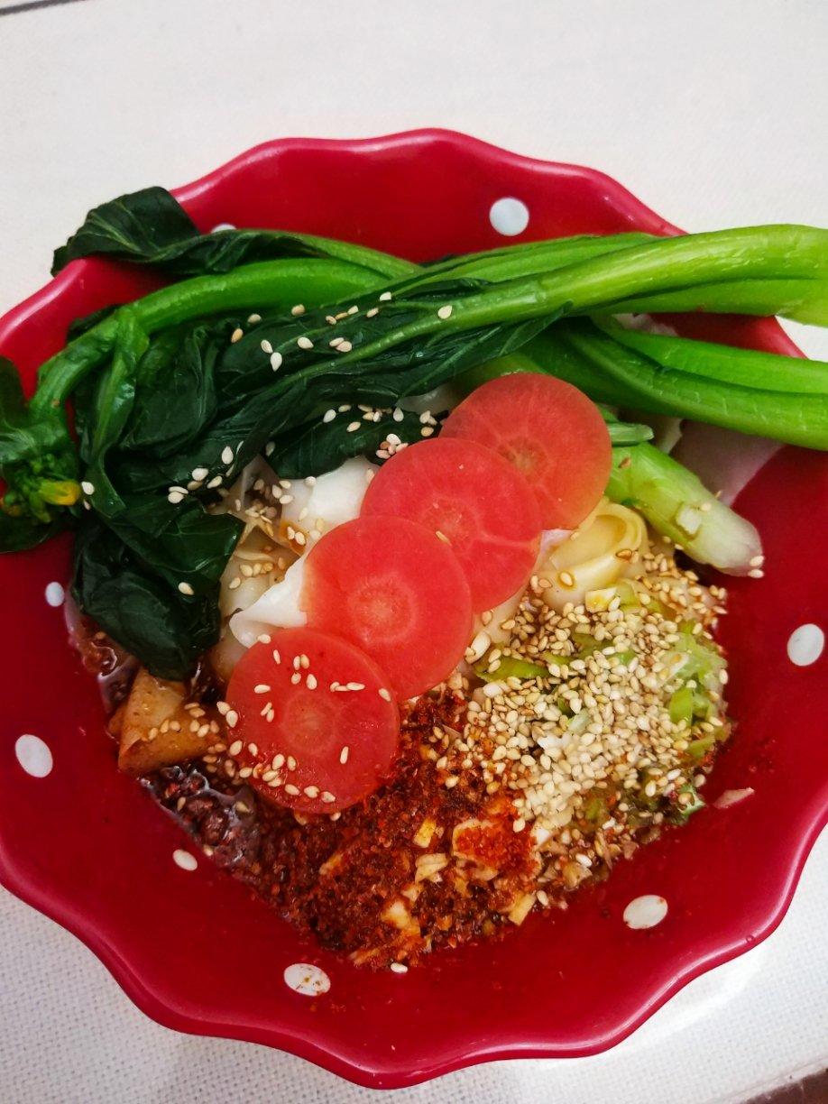 陕西面食之油泼辣子biangbiang 面