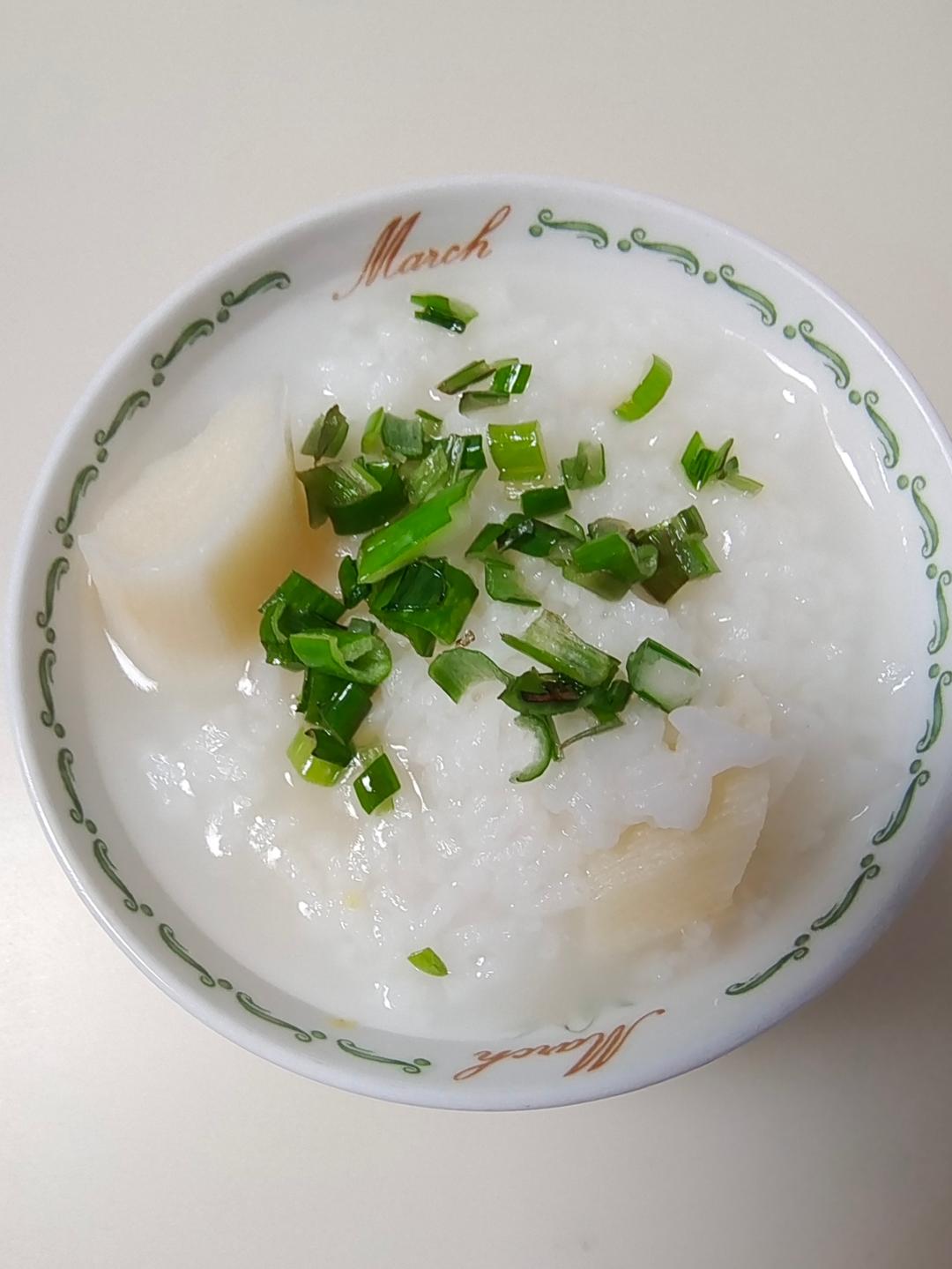 健脾补肾增强体质的淮山药扁豆粥