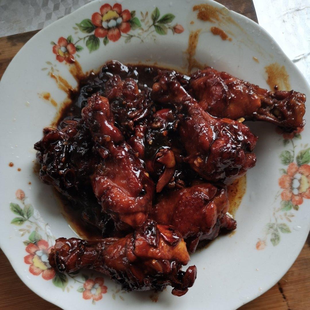 “家常版大盘鸡”汤汁简直拌面拌饭泡饼利器！每次连汤带肉吃的一干二净～