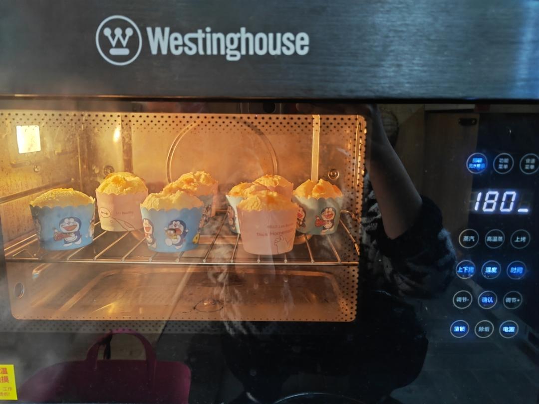 软嫩Q弹，橙香十足——香橙戚风