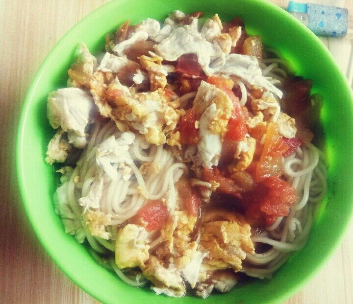 好吃滴～西红柿鸡蛋面