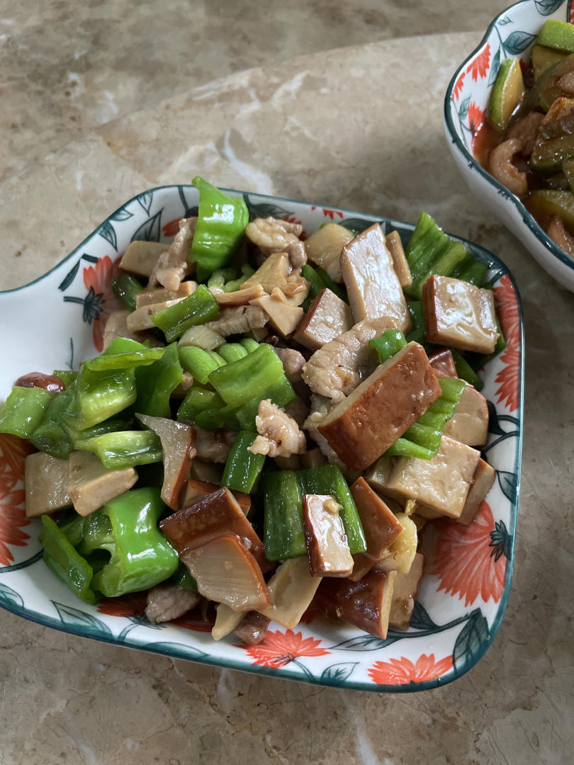 无敌下饭菜【青椒肉丝鸡蛋干】，健康低脂！附赠【鸡蛋干】做法