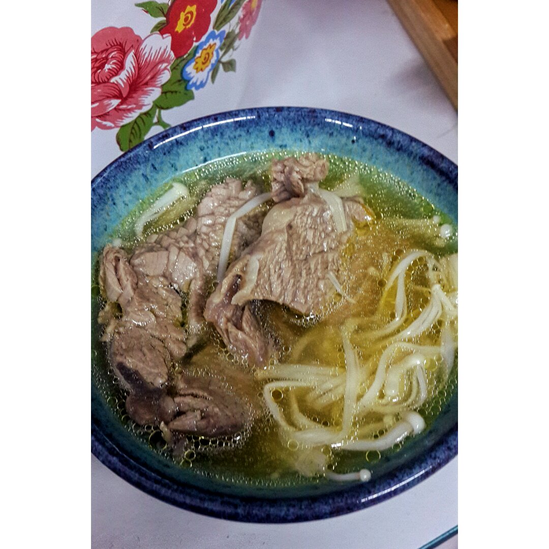 酸汤肥牛