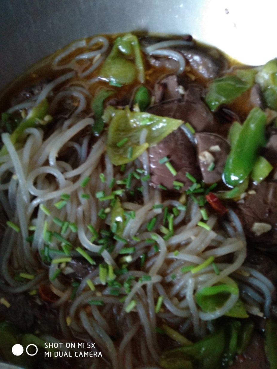 肉末鸭血粉丝汤