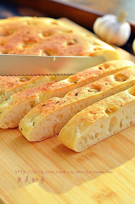 蒜香咸面包的做法