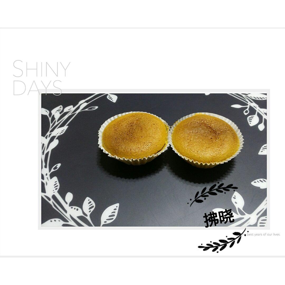 戚风杯子蛋糕^_^不开裂不回缩喔～