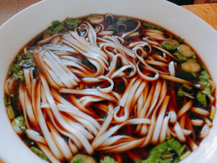 我的一人食：酸汤挂面