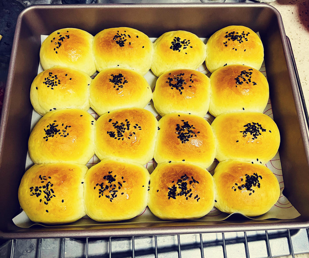 软糯Q弹的拉丝麻薯豆沙包