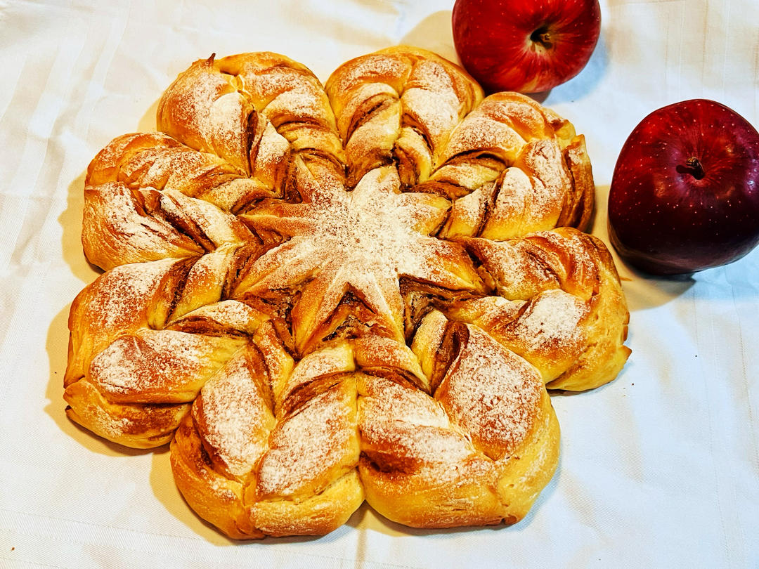 一次发酵就非常好吃的肉桂红糖苹果馅雪花面包