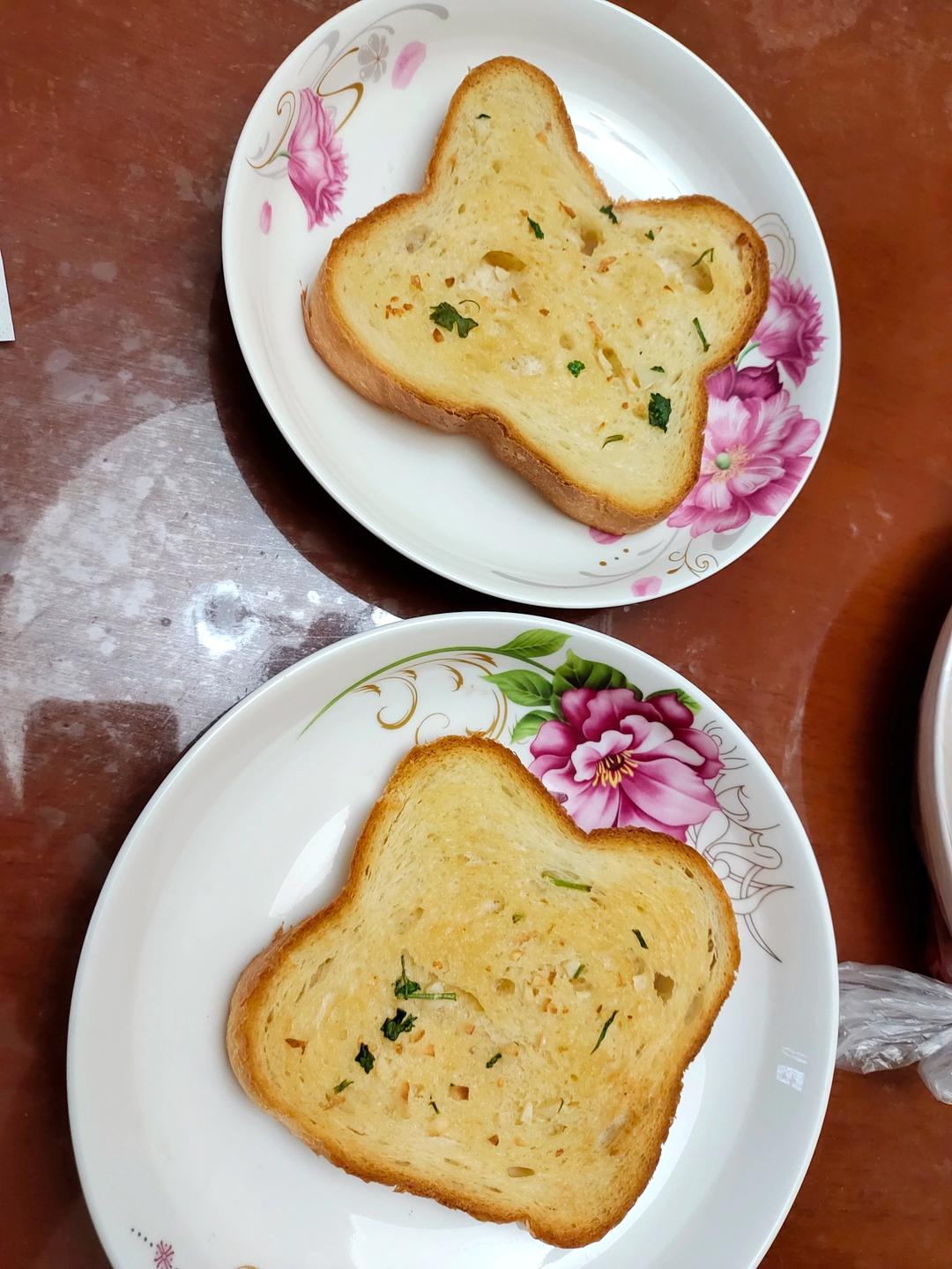 蒜香烤面包片