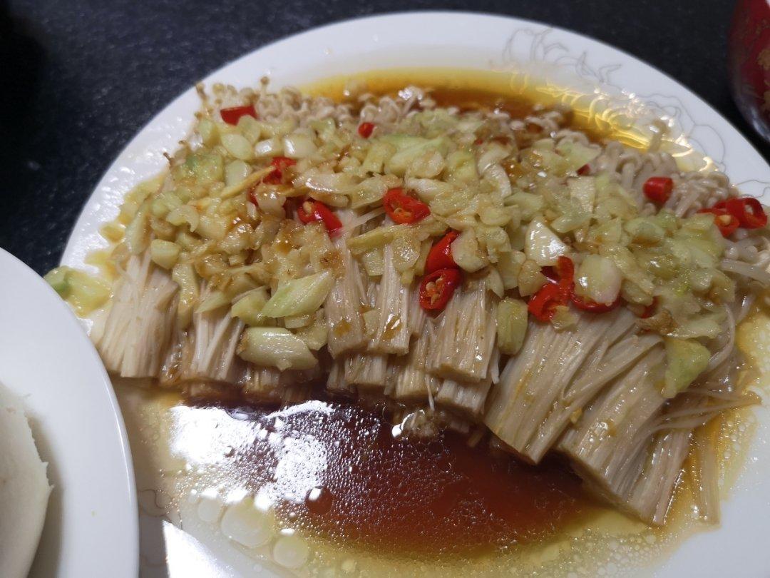 蒜蓉蒸金针菇