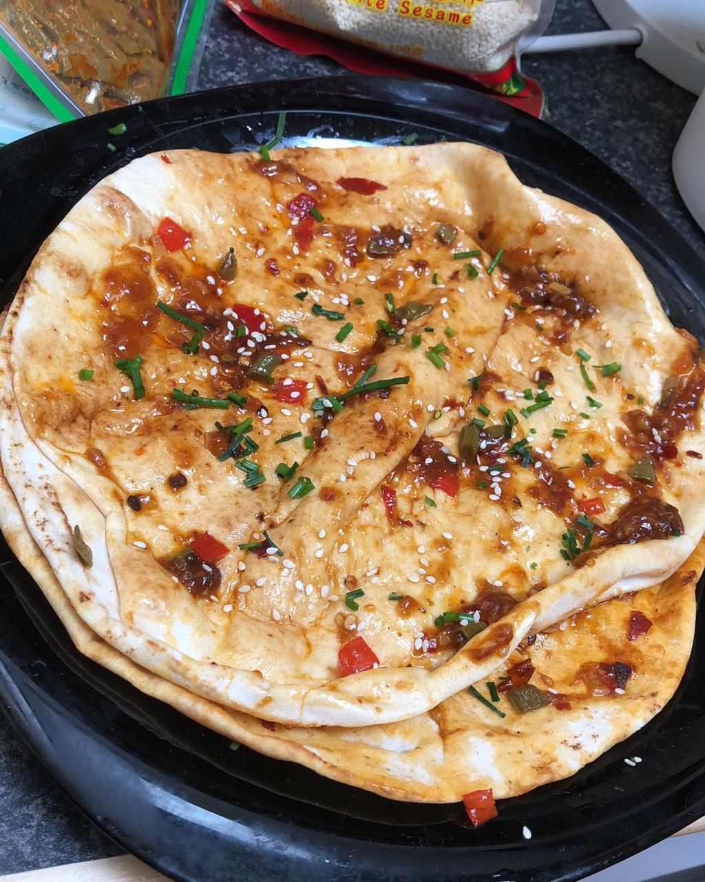 酱香饼 Spicy Soy Pancake