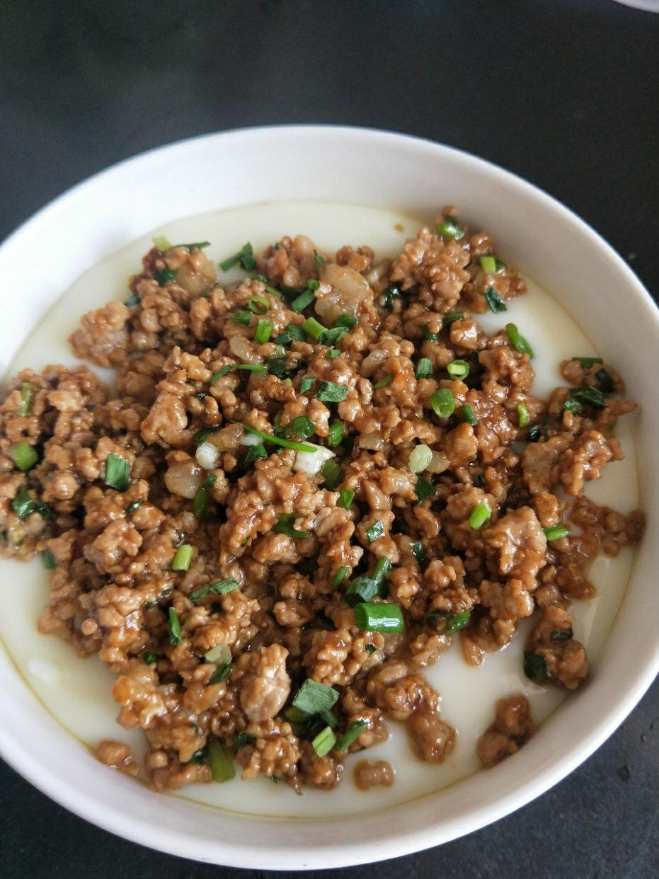 巨嫩滑肉末蒸蛋 大人小孩都爱吃